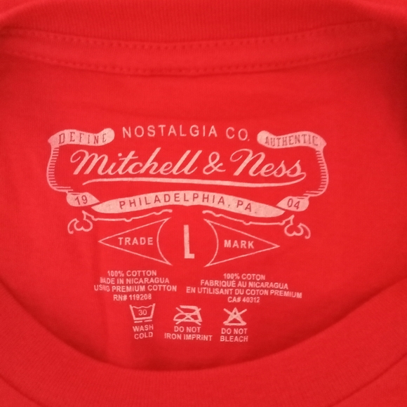 Mitchell & Ness 1st letter stacked graphic Tshirt Toronto Raptors size Large - Picture 4 of 5